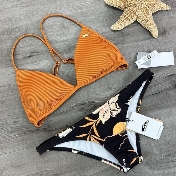 ROXY MIND OF FREEDOM FIXED TRI TOP CLASSIC CHEEKY PANT BIKINI SET - Picture 4 of 13